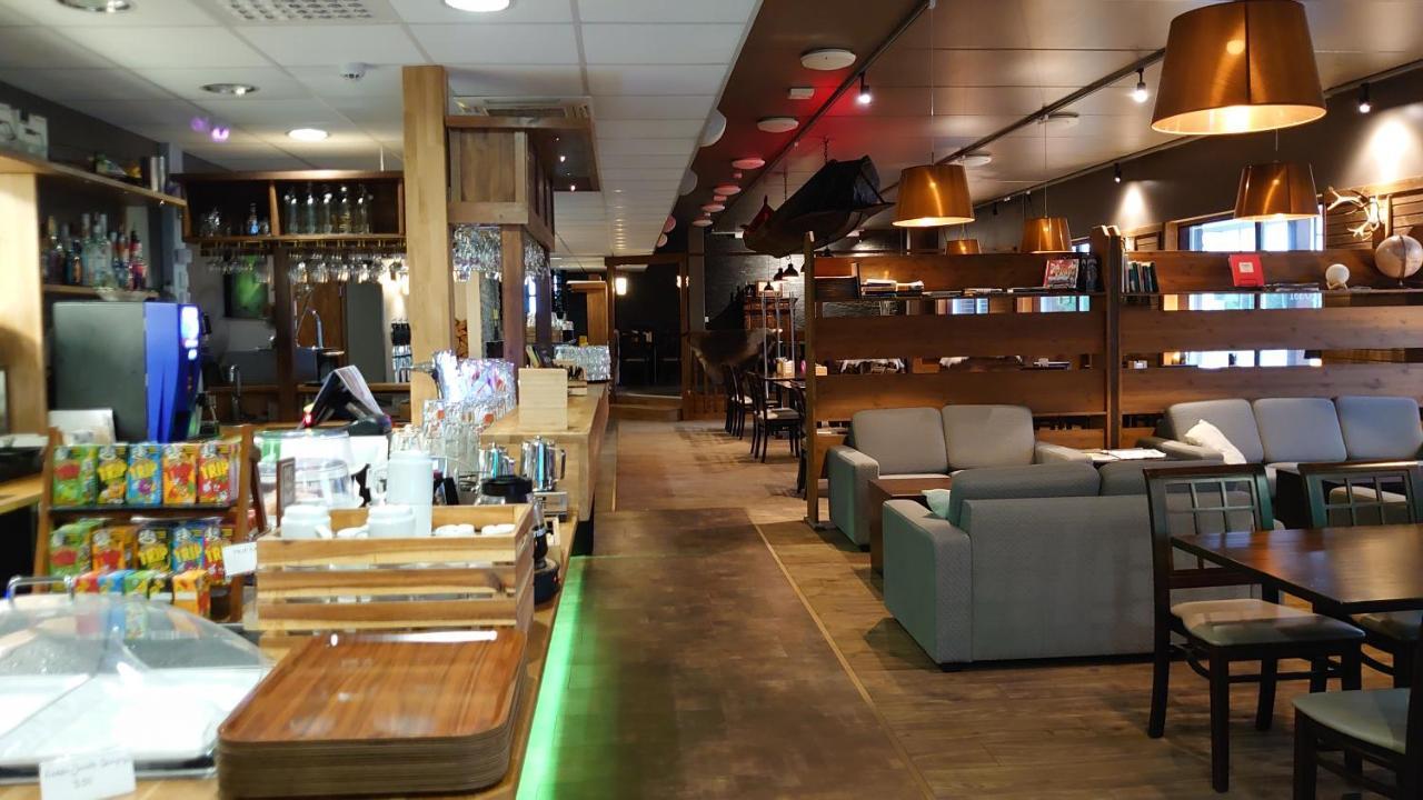 Hotel Guossi 卡里加斯涅米 外观 照片